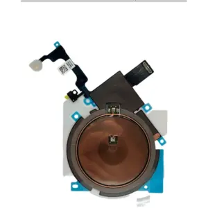 Blitzlicht Flex + Induktionsspule für iPhone 15 Artikel-Nr. 4255839206758
